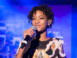 Willow Smith – Wait a Minute